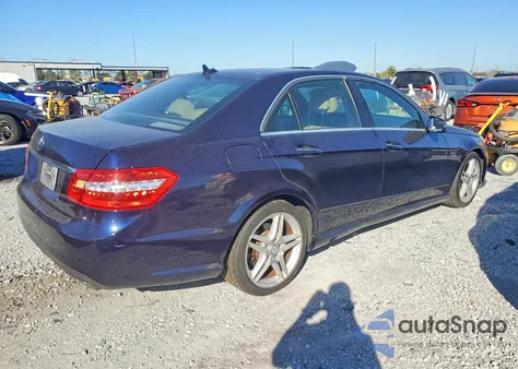 2012 Mercedes-Benz E 350 z USA, uszkodzony, nr VIN WDDHF5KB7CA569378